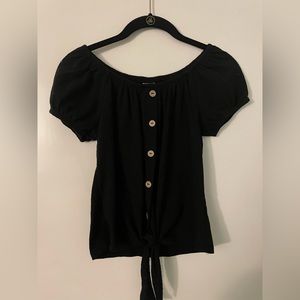 Cute off the shoulder short sleeve size XS